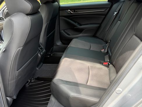 Used 2021 Honda Accord Sport image 24