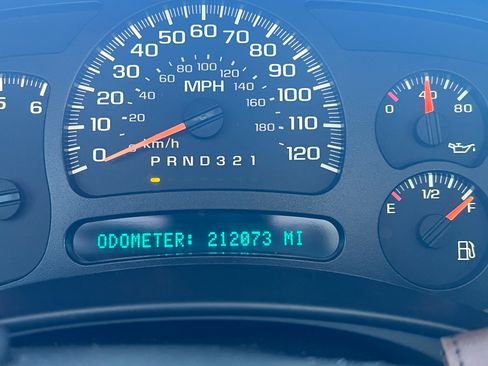 Used 2006 Chevrolet Silverado 1500 LT w/ Onstar Plus Package image 15