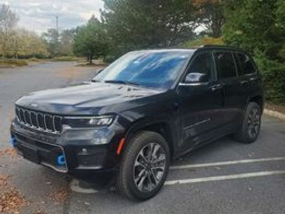 Used 2023 Jeep Grand Cherokee Overland