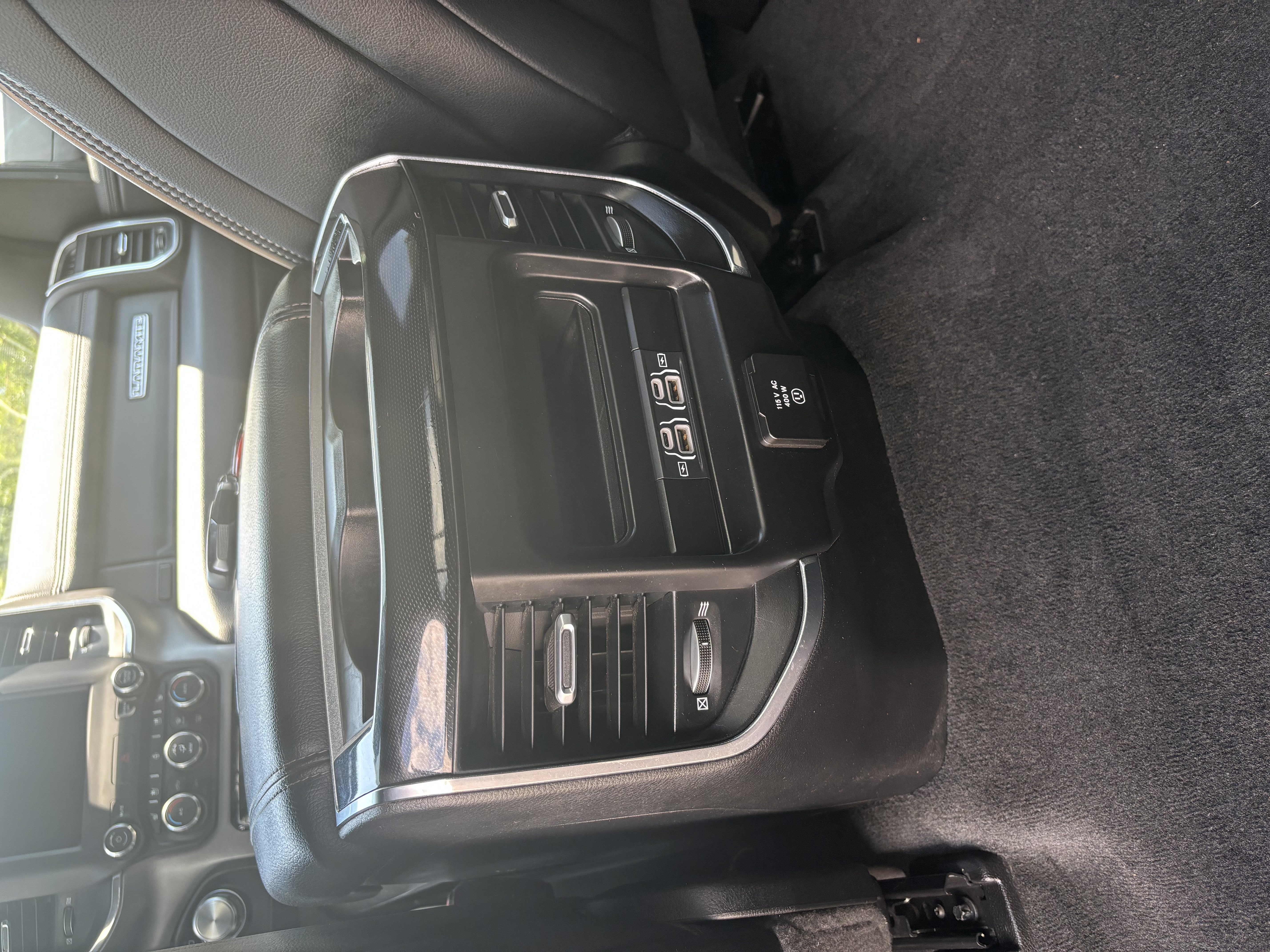 Used 2021 RAM 1500 Laramie w/ Sport Appearance Package AWD/4WD image 16