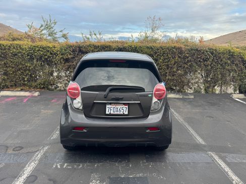 Used 2014 Chevrolet Spark LT image 5