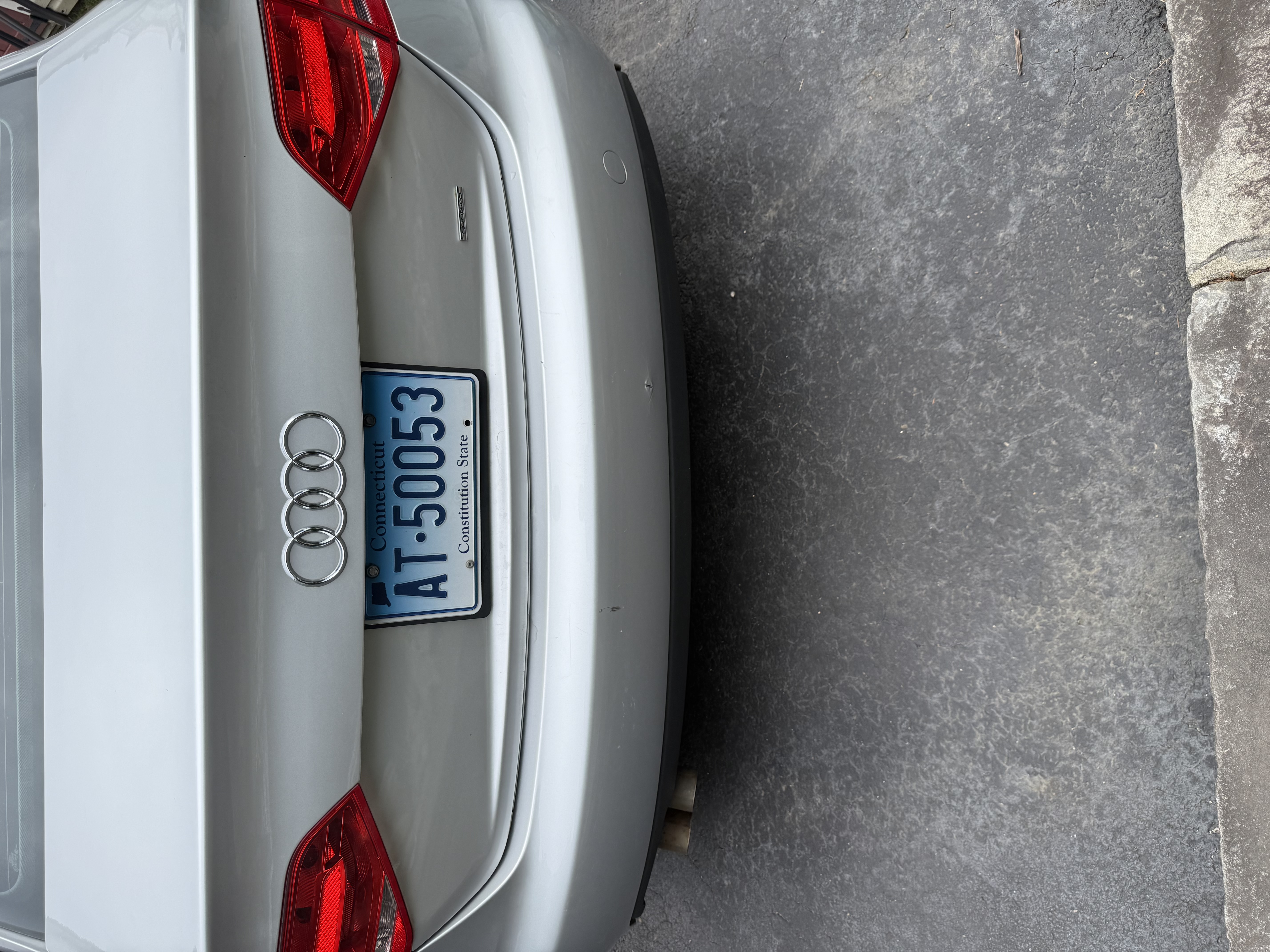 Used 2009 Audi A4 2.0T Premium Plus AWD/4WD image 4