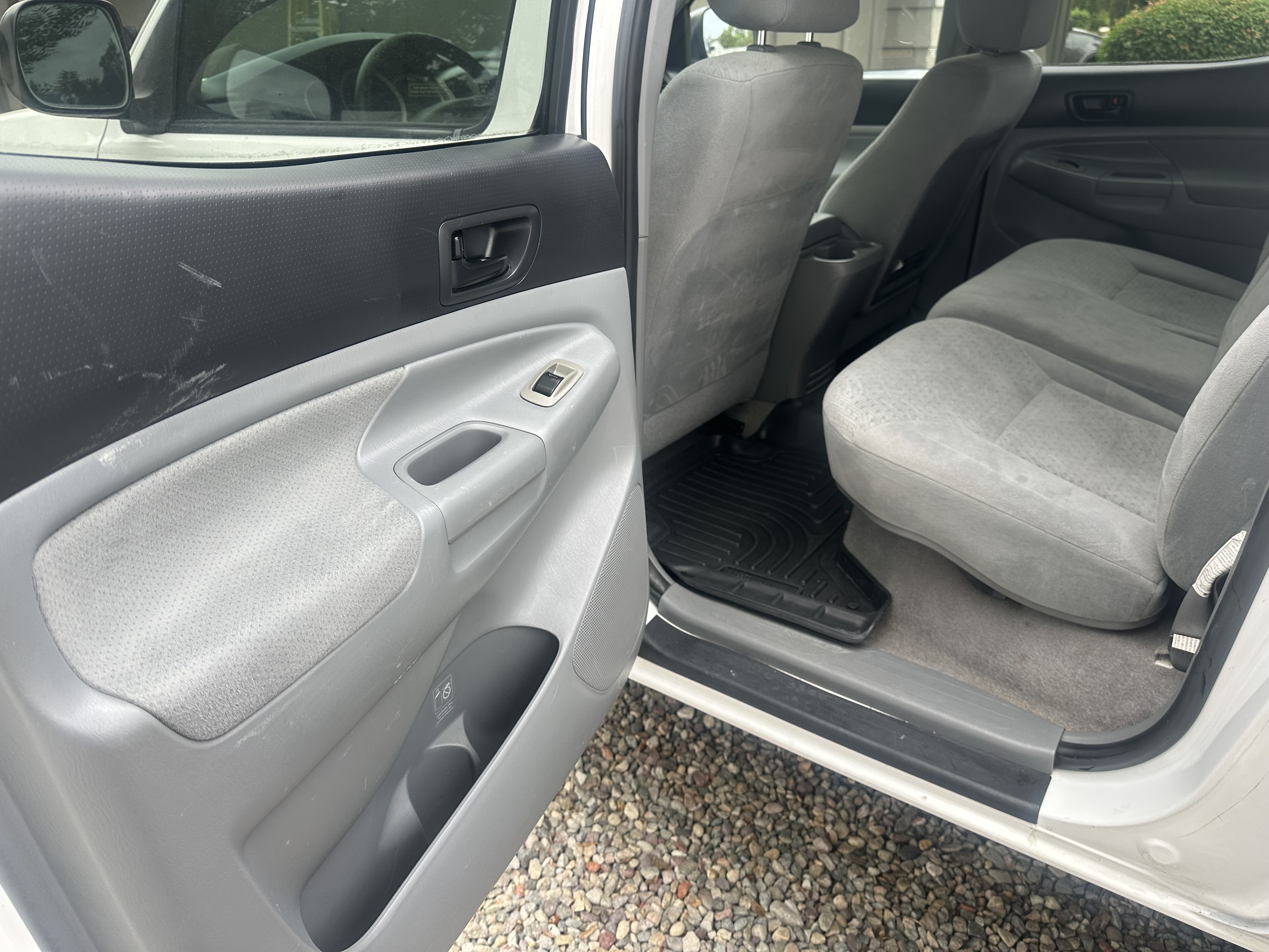 Used 2007 Toyota Tacoma PreRunner w/ SR5 Pkg #2 RWD image 14