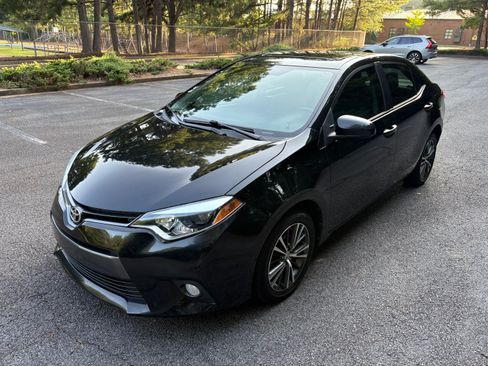 Used 2016 Toyota Corolla LE w/ Driver Convenience Package FWD image 1
