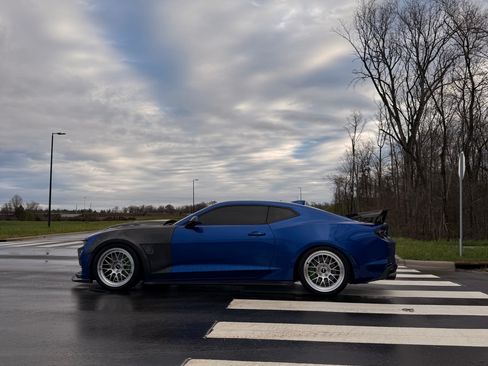Used 2019 Chevrolet Camaro SS image 1