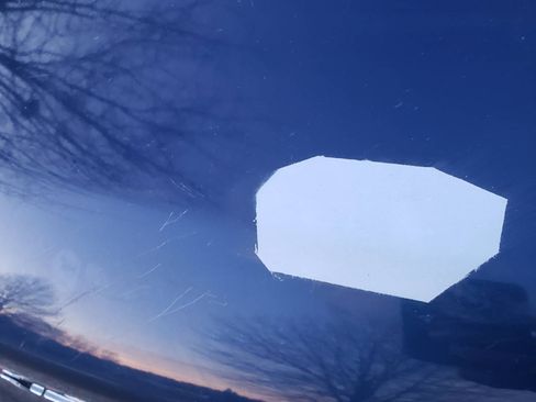 Used 2012 Nissan Versa SV image 17