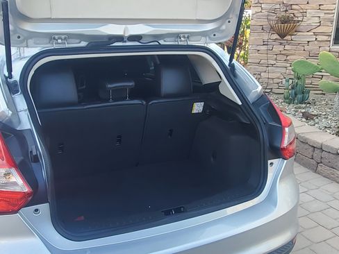 Used 2013 Ford Focus SE image 4