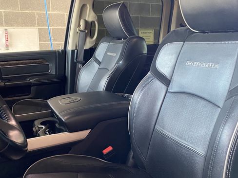 Used 2021 RAM 3500 Laramie image 17