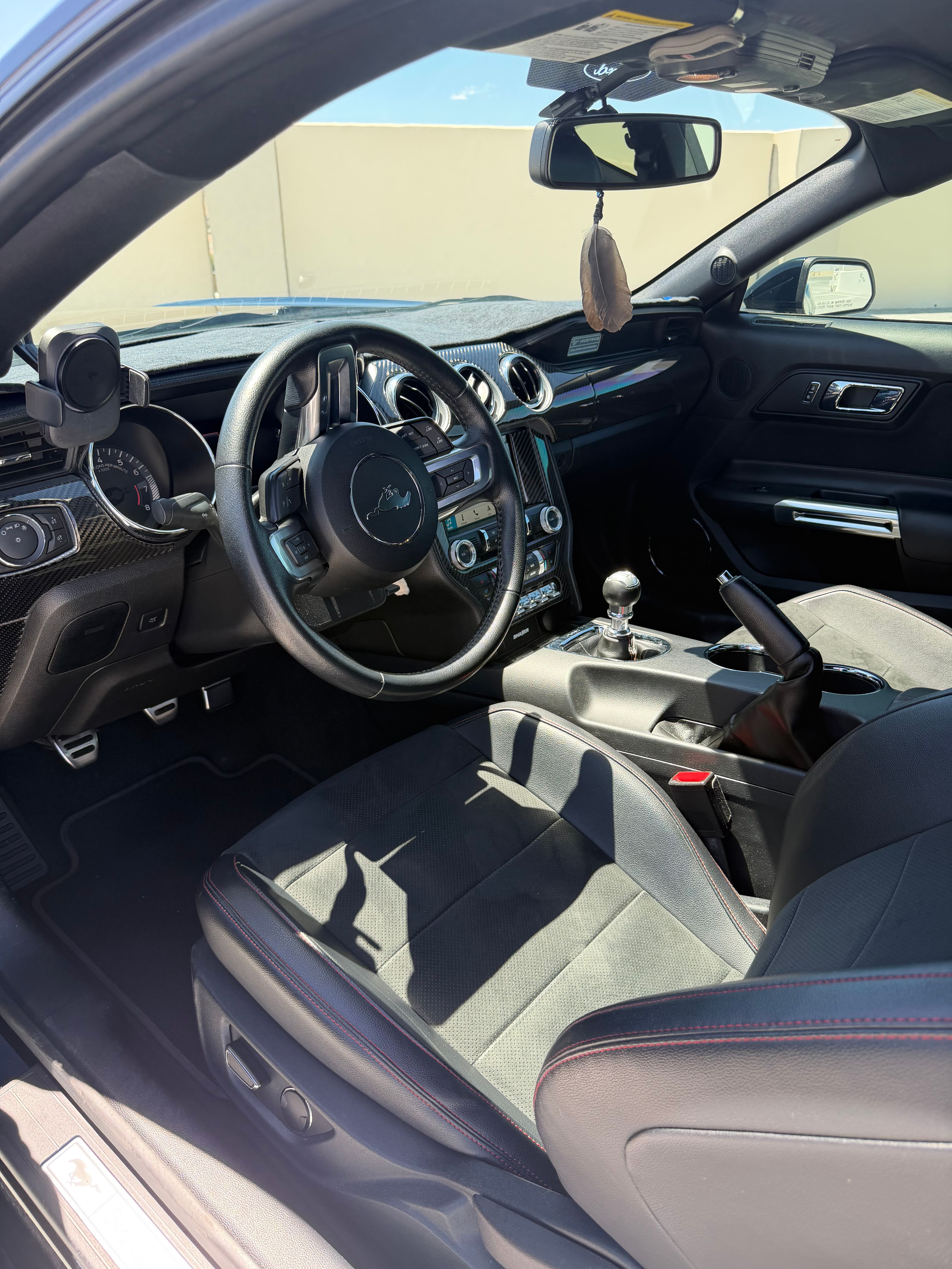 Used 2016 Ford Mustang GT Premium w/ Equipment Group 401A RWD image 9
