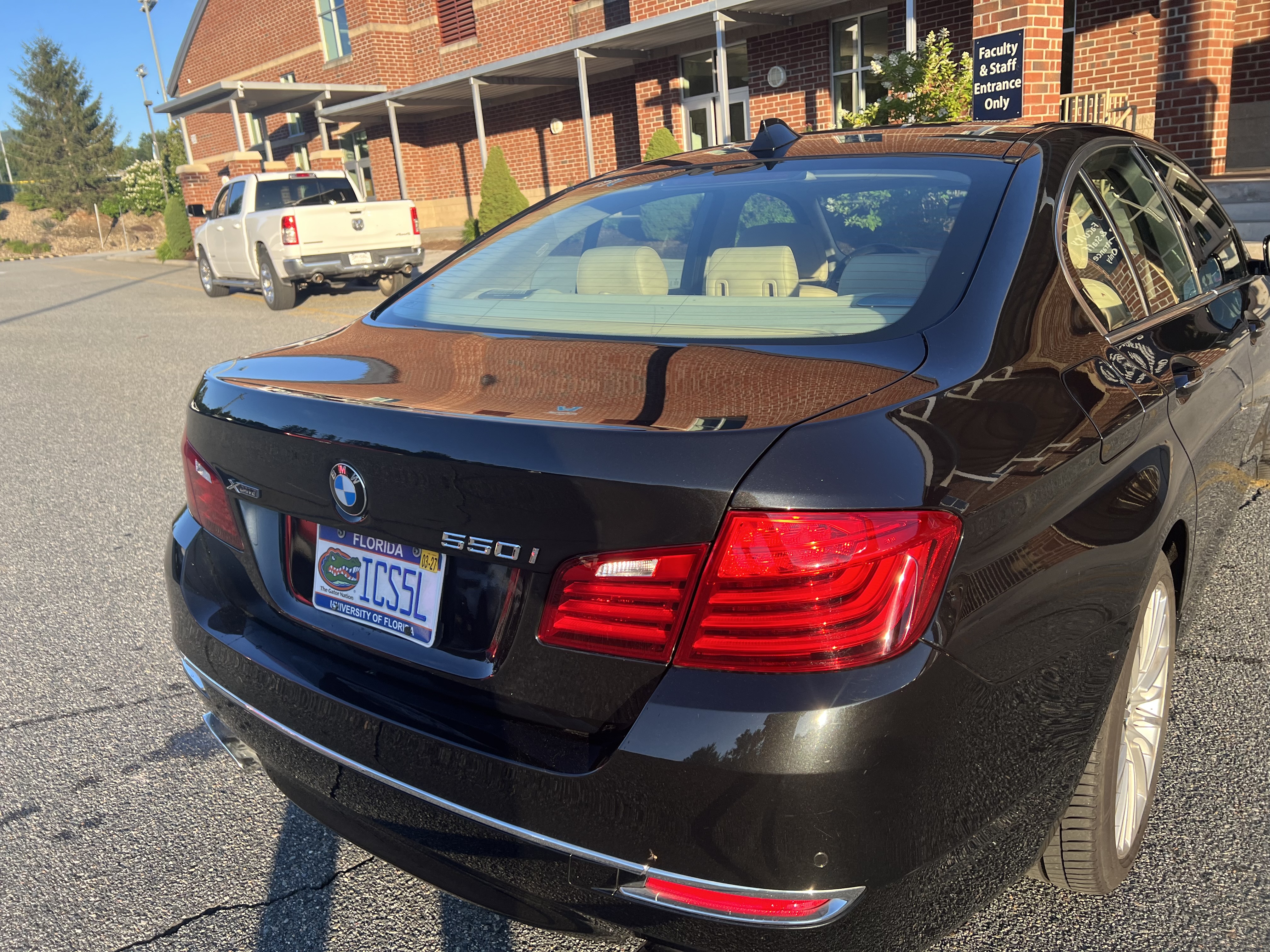 Used 2015 BMW 550i xDrive Sedan AWD/4WD image 16