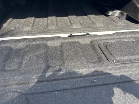 Used 2020 Jeep Gladiator Rubicon image 5