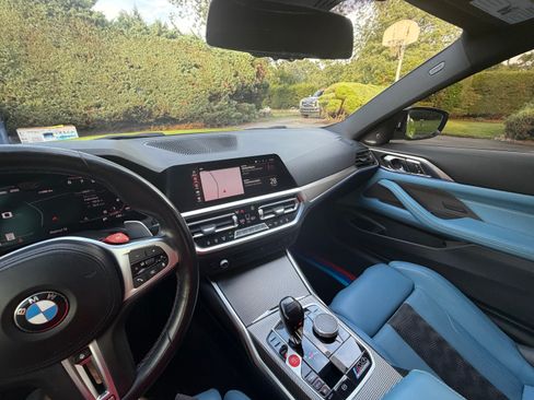Used 2022 BMW M4 Competition w/ Executive Package RWD image 13