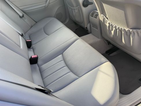 Used 2007 Mercedes-Benz C 280 Sedan image 14