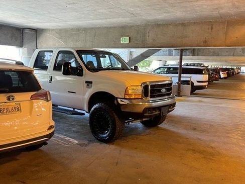 Used 2000 Ford F250 4x4 Crew Cab Super Duty image 2