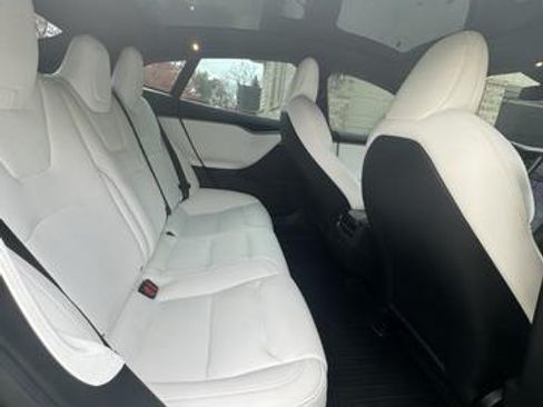 Used 2020 Tesla Model S AWD image 11