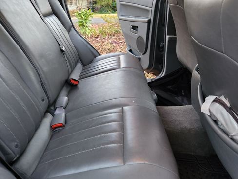 Used 2007 Jeep Grand Cherokee Laredo image 6