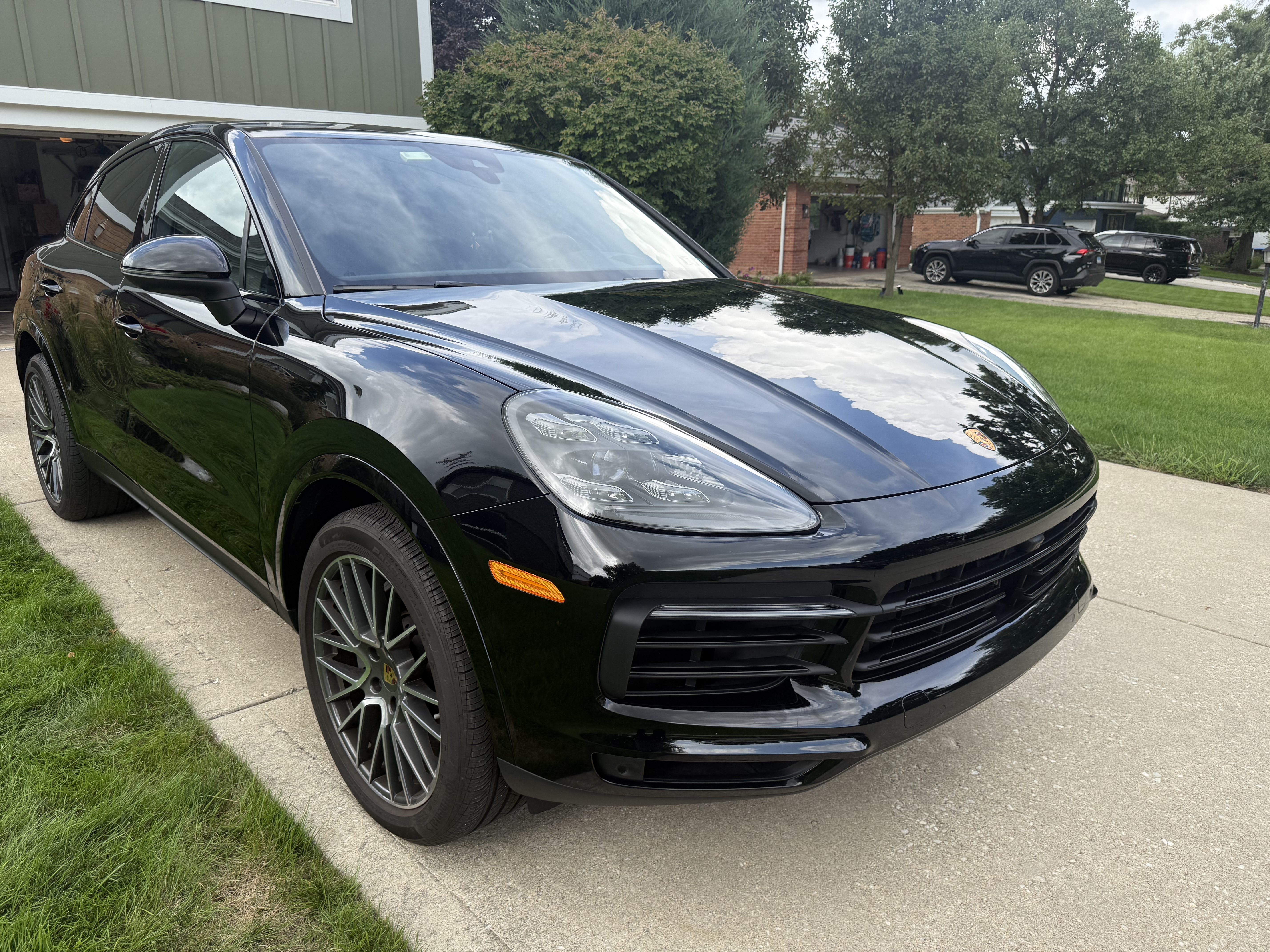 Used 2021 Porsche Cayenne S AWD/4WD image 8