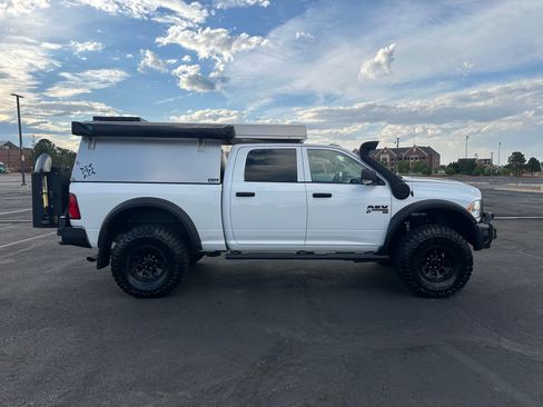 Used 2015 RAM 2500 Tradesman w/ Chrome Appearance Group AWD/4WD image 8