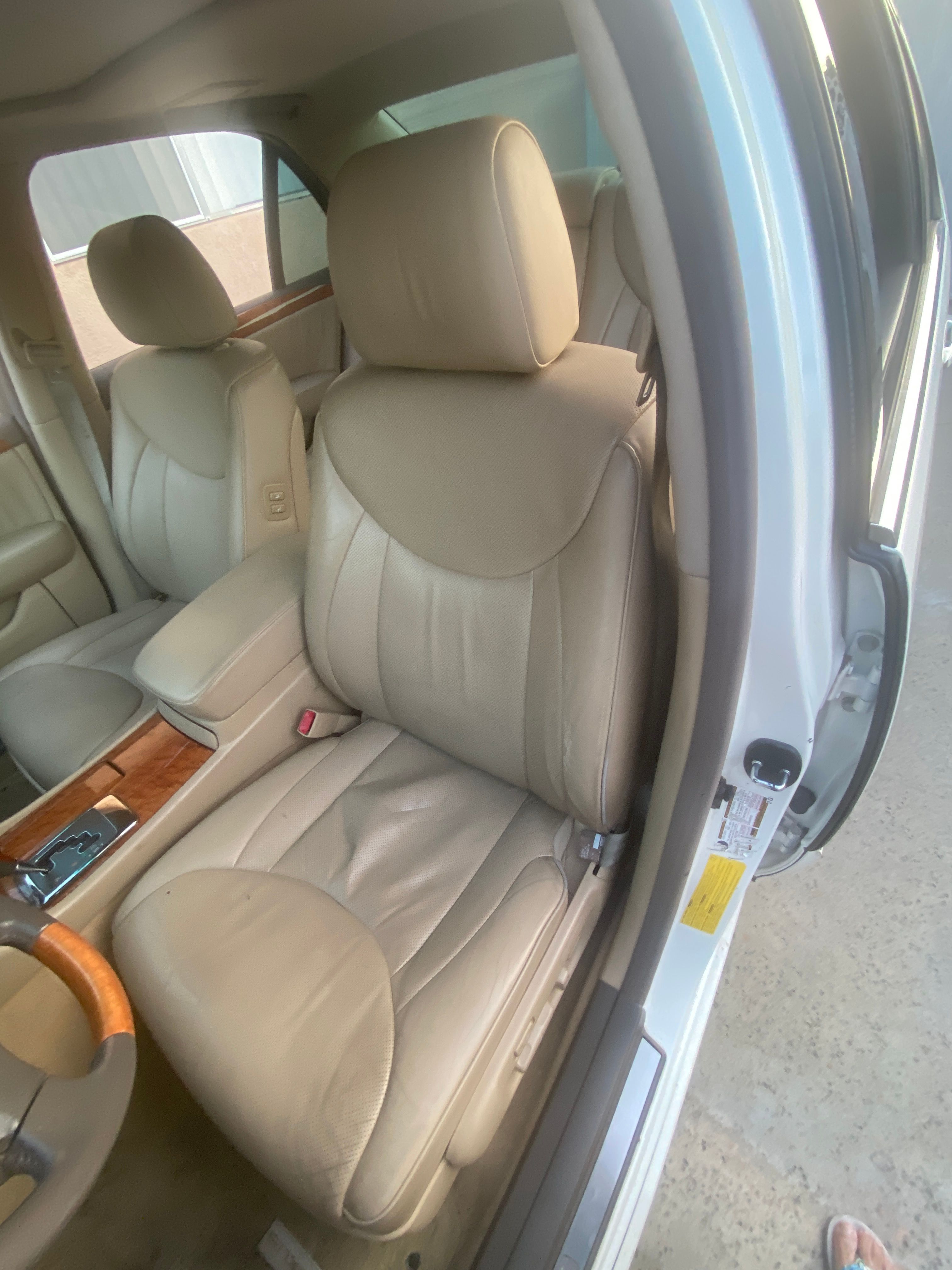 Used 2005 Lexus LS 430 w/ Modern Luxury Pkg RWD image 11