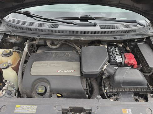 Used 2013 Ford Edge Sport w/ Driver Entry Pkg image 21