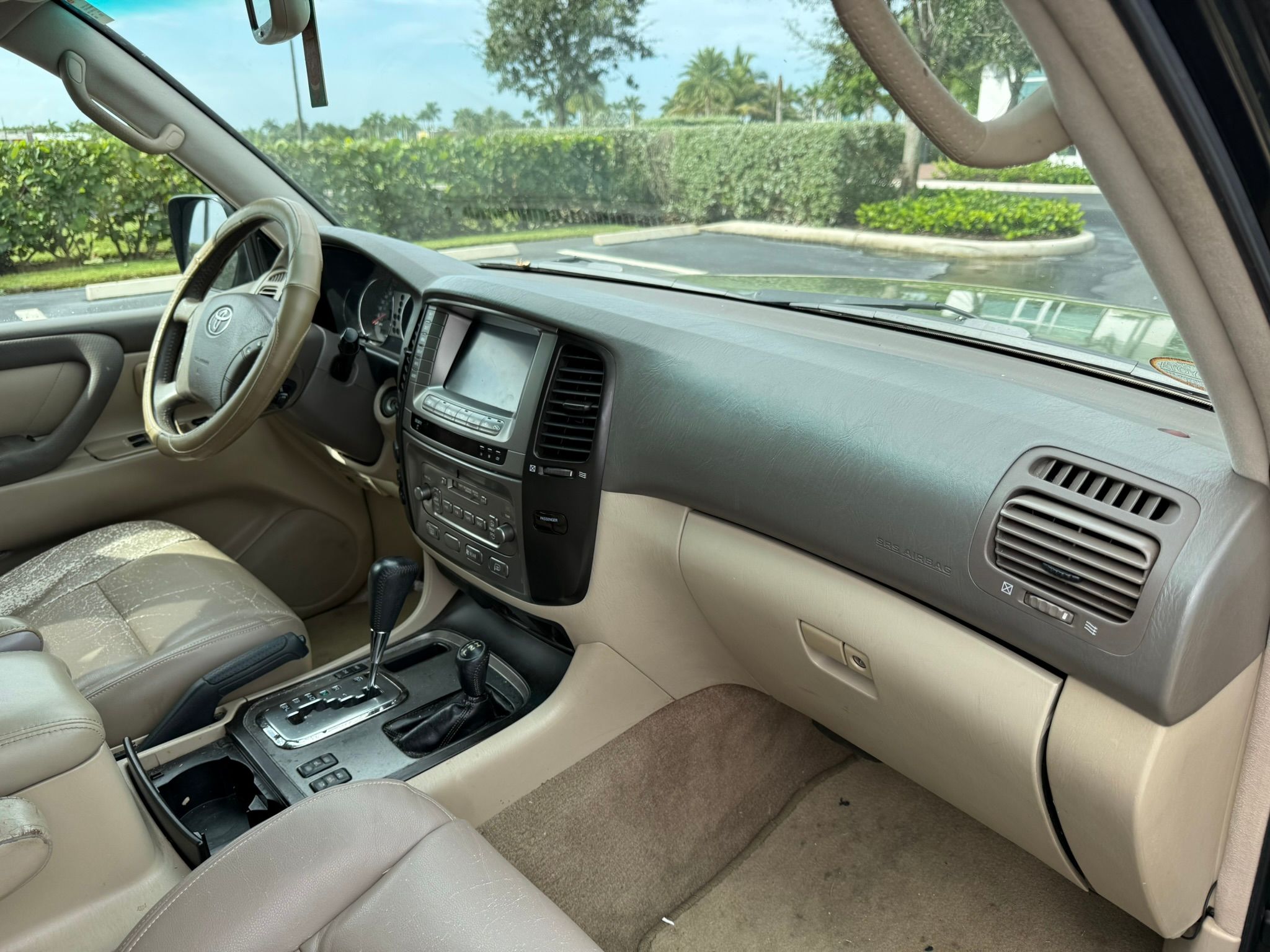 Used 2004 Toyota Land Cruiser AWD/4WD image 11