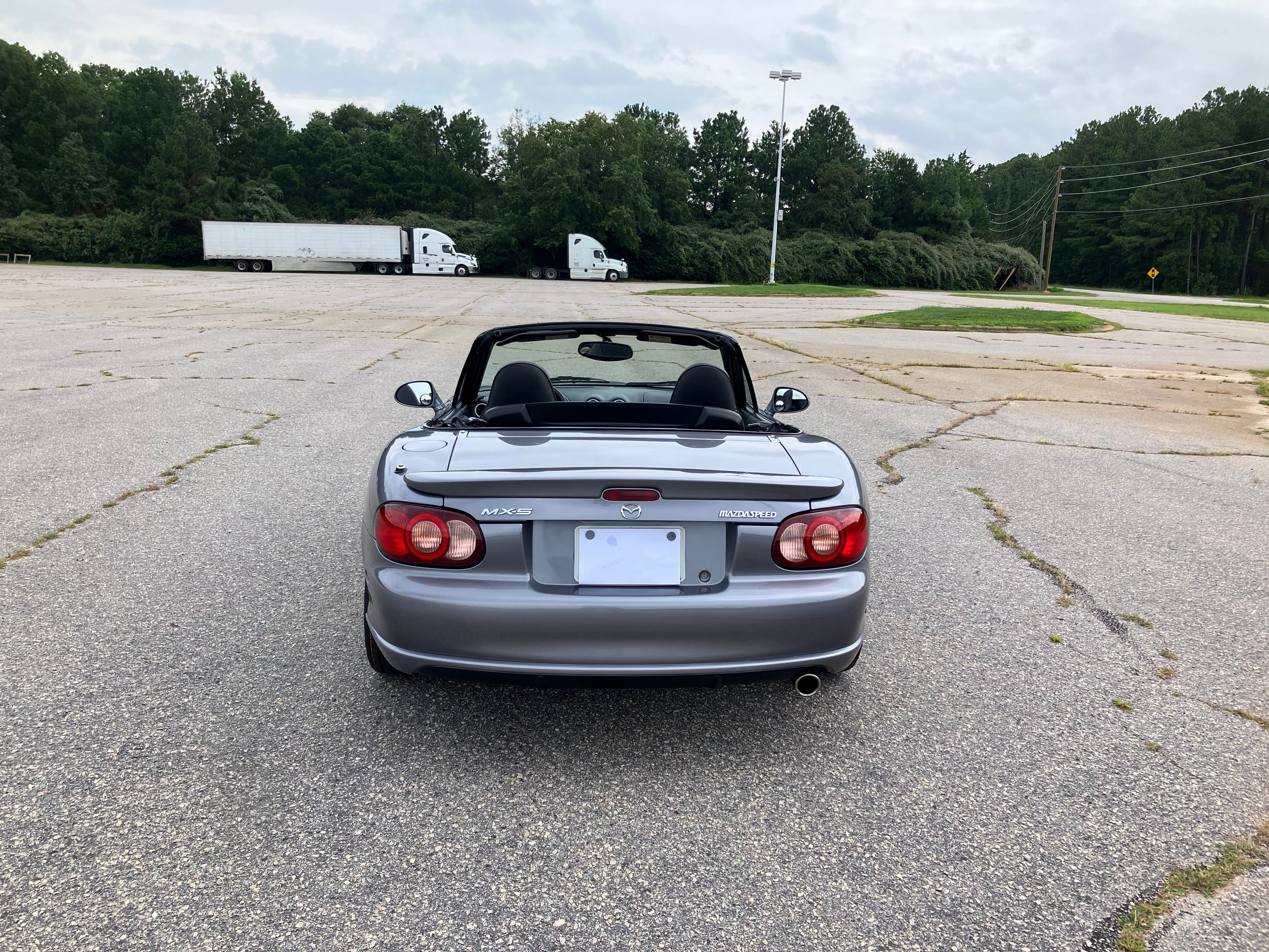 Used 2004 MAZDA MX-5 Miata MAZDASPEED w/ Grand Touring Pkg RWD image 21