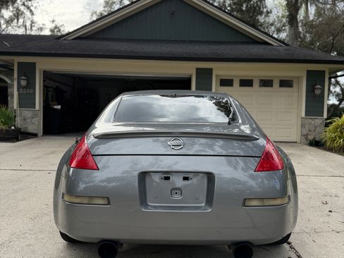 Used 2006 Nissan 350Z Track w/ (N93) Cargo Convenience Pkg image 15