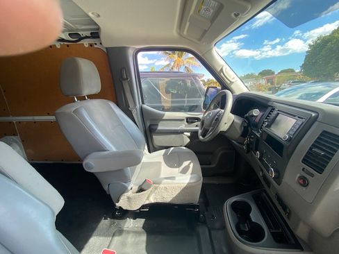 Used 2020 Nissan NV 1500 SV w/ Navigation Package image 6