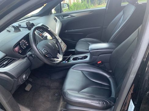 Used 2016 Lincoln MKC Premiere FWD image 5