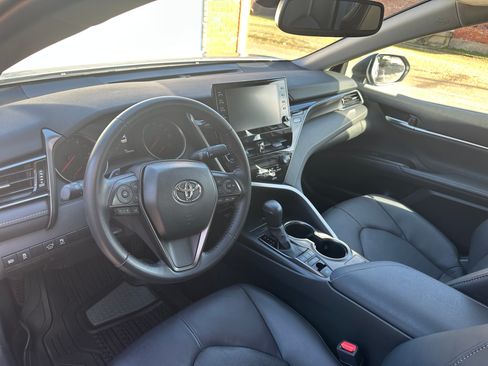 Used 2024 Toyota Camry XSE image 13