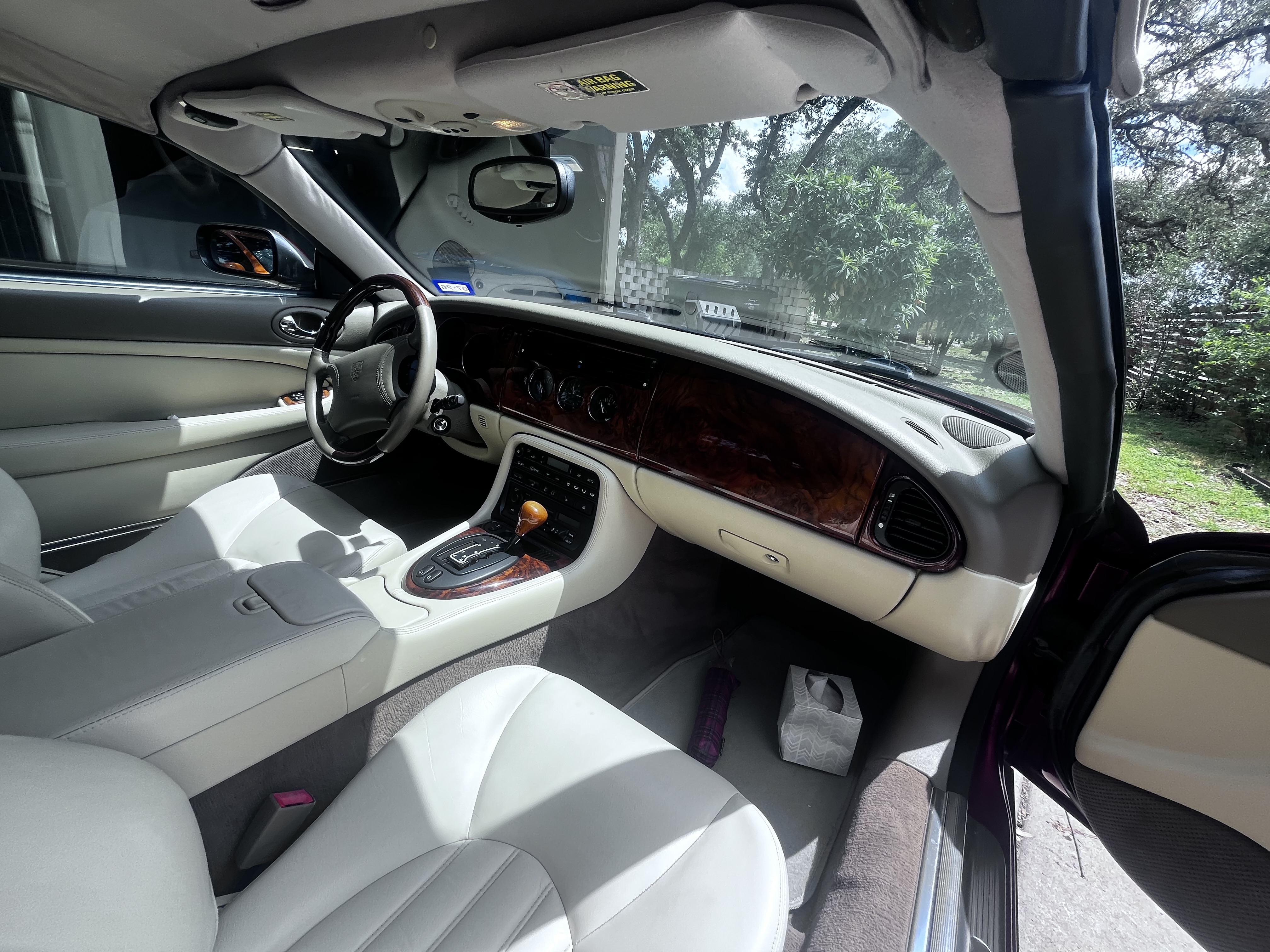 Used 1997 Jaguar XK8 Convertible RWD image 19