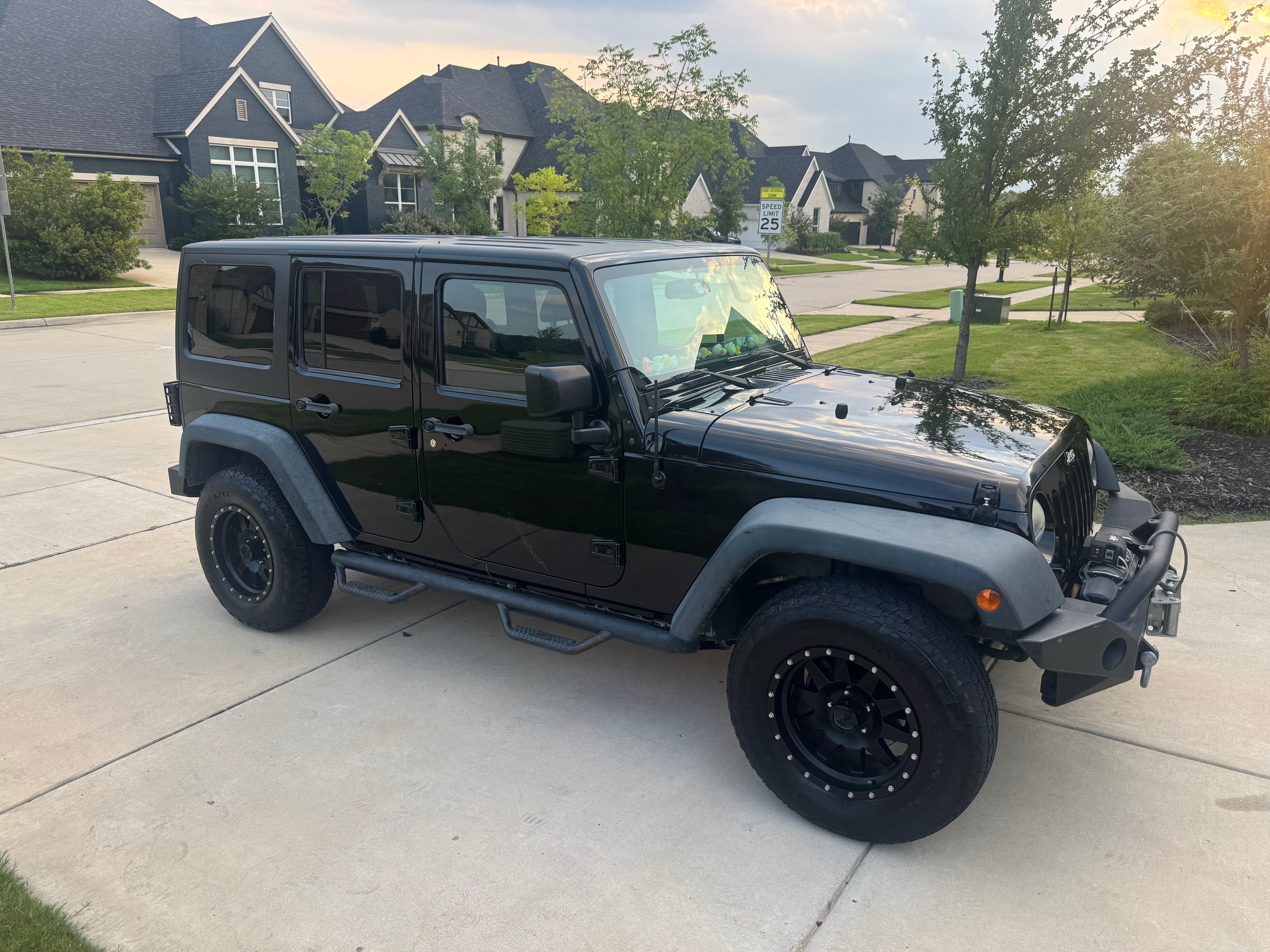 Used 2014 Jeep Wrangler Unlimited Sport w/ Quick Order Package 24S AWD/4WD image 2