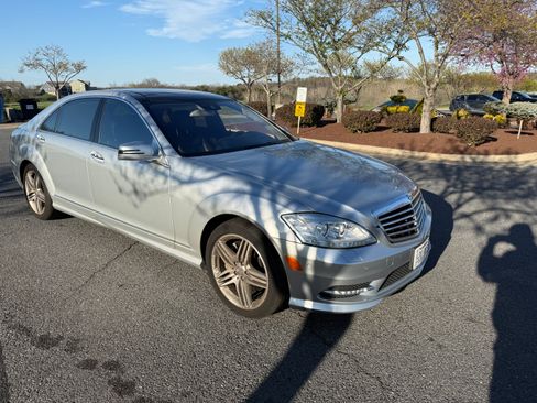 Used 2013 Mercedes-Benz S 550 4MATIC image 6
