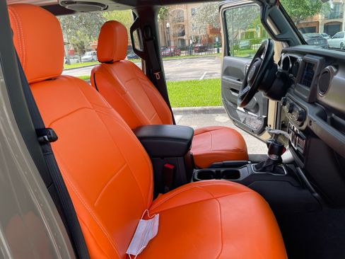 Used 2020 Jeep Gladiator Sport w/ Quick Order Package 24S image 20