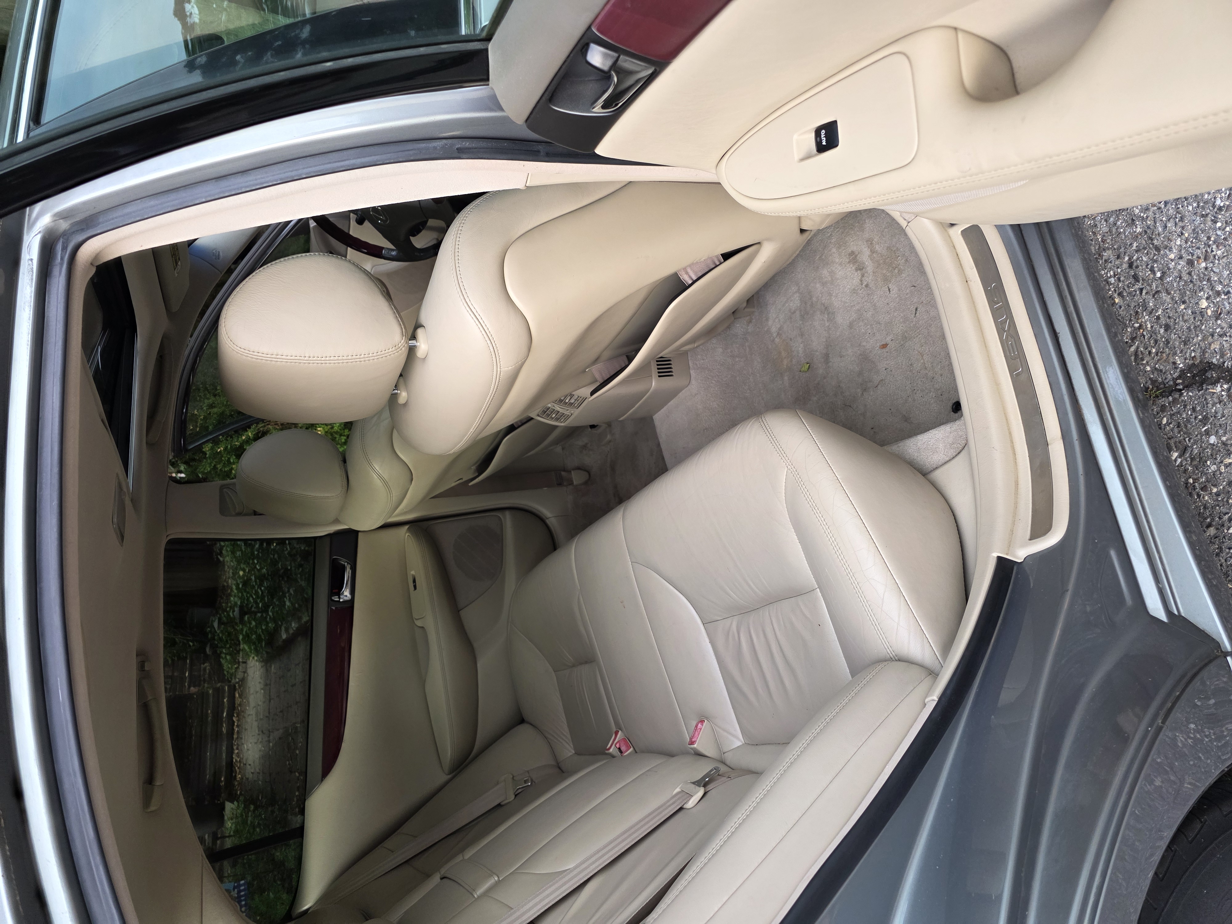 Used 2003 Lexus ES 330 FWD image 5