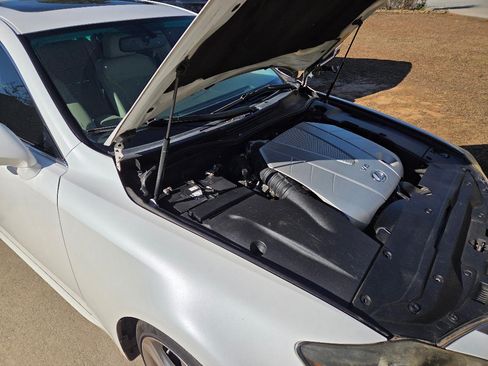 Used 2012 Lexus IS 350 image 23