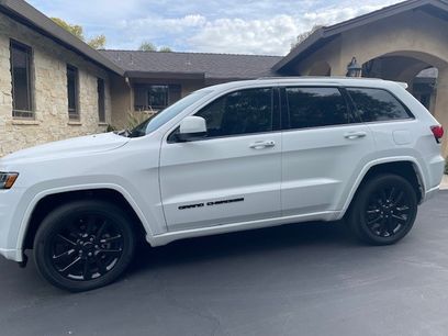 Used 2018 Jeep Grand Cherokee Altitude