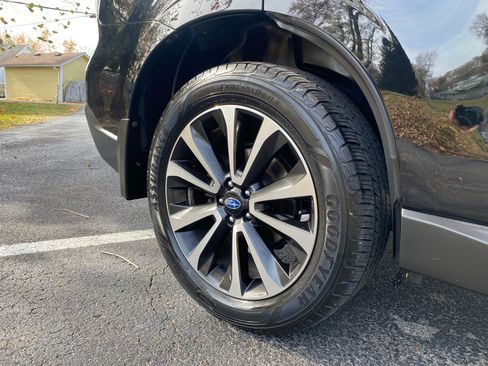 Used 2018 Subaru Forester 2.0XT Premium image 9