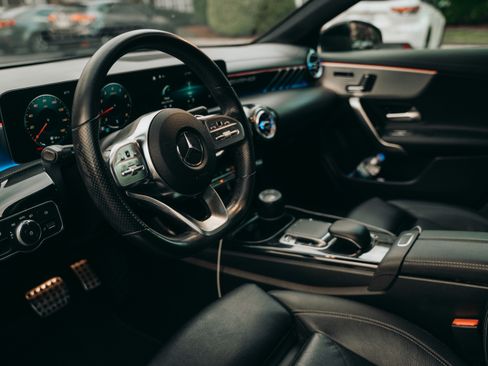 Used 2020 Mercedes-Benz CLA 250 4MATIC image 23