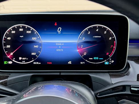 Used 2022 Mercedes-Benz C 300 C 300 Sedan 4D image 18