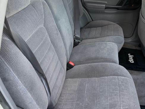 Used 1996 Jeep Grand Cherokee Laredo image 8