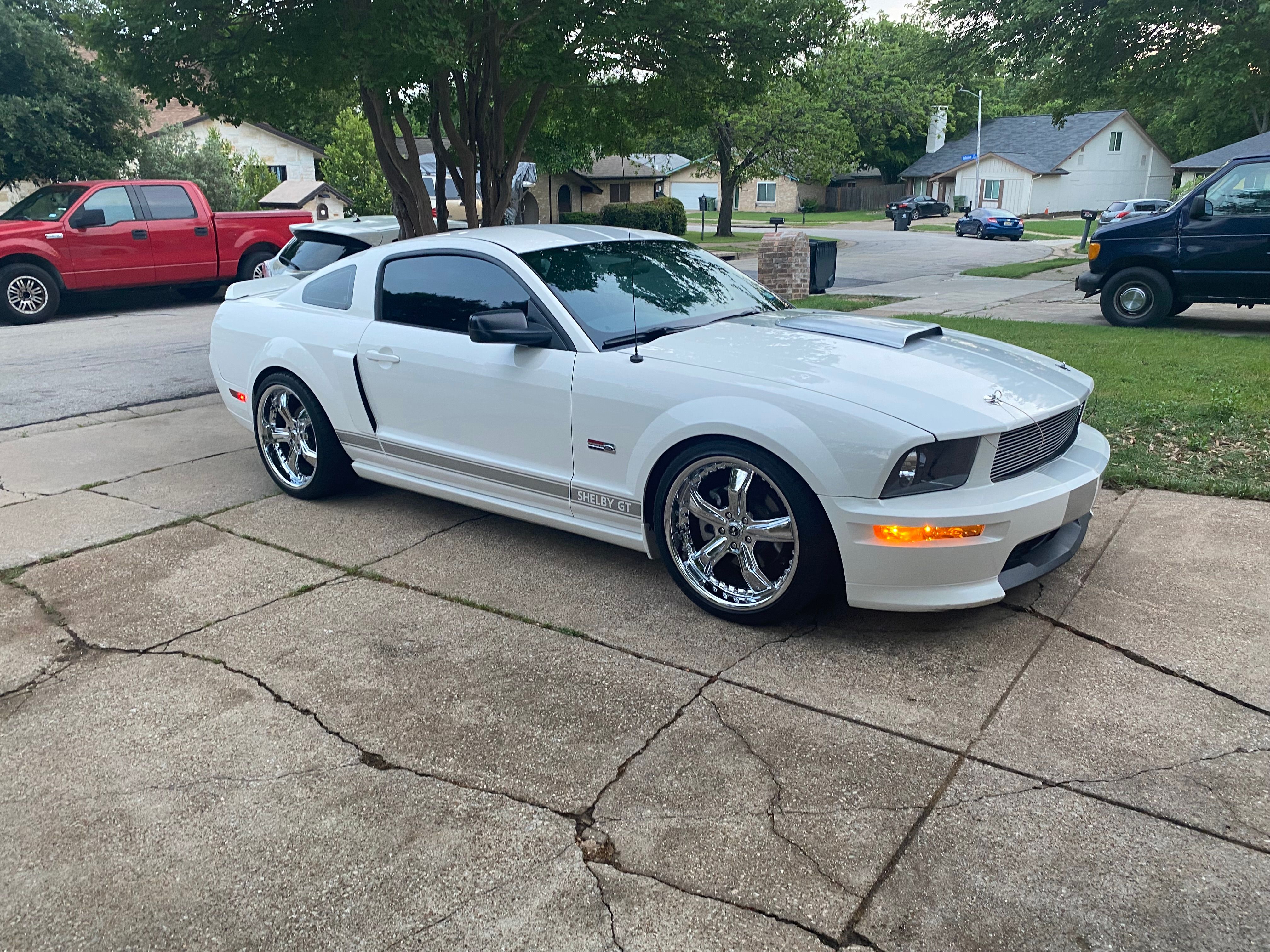 Used 2007 Ford Mustang GT RWD image 1