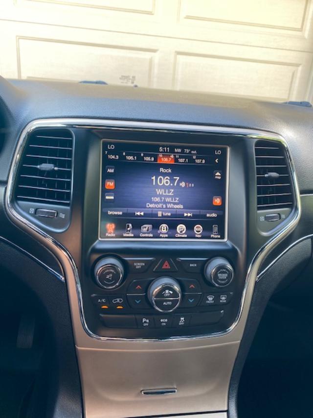 Used 2015 Jeep Grand Cherokee Limited w/ Luxury Group II AWD/4WD image 20