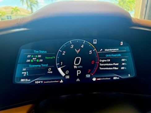 Used 2023 Chevrolet Corvette Stingray Premium Conv w/ Z51 Performance Package image 17