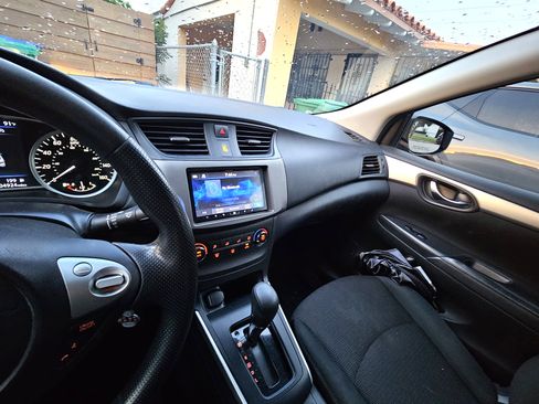 Used 2019 Nissan Sentra S FWD image 12