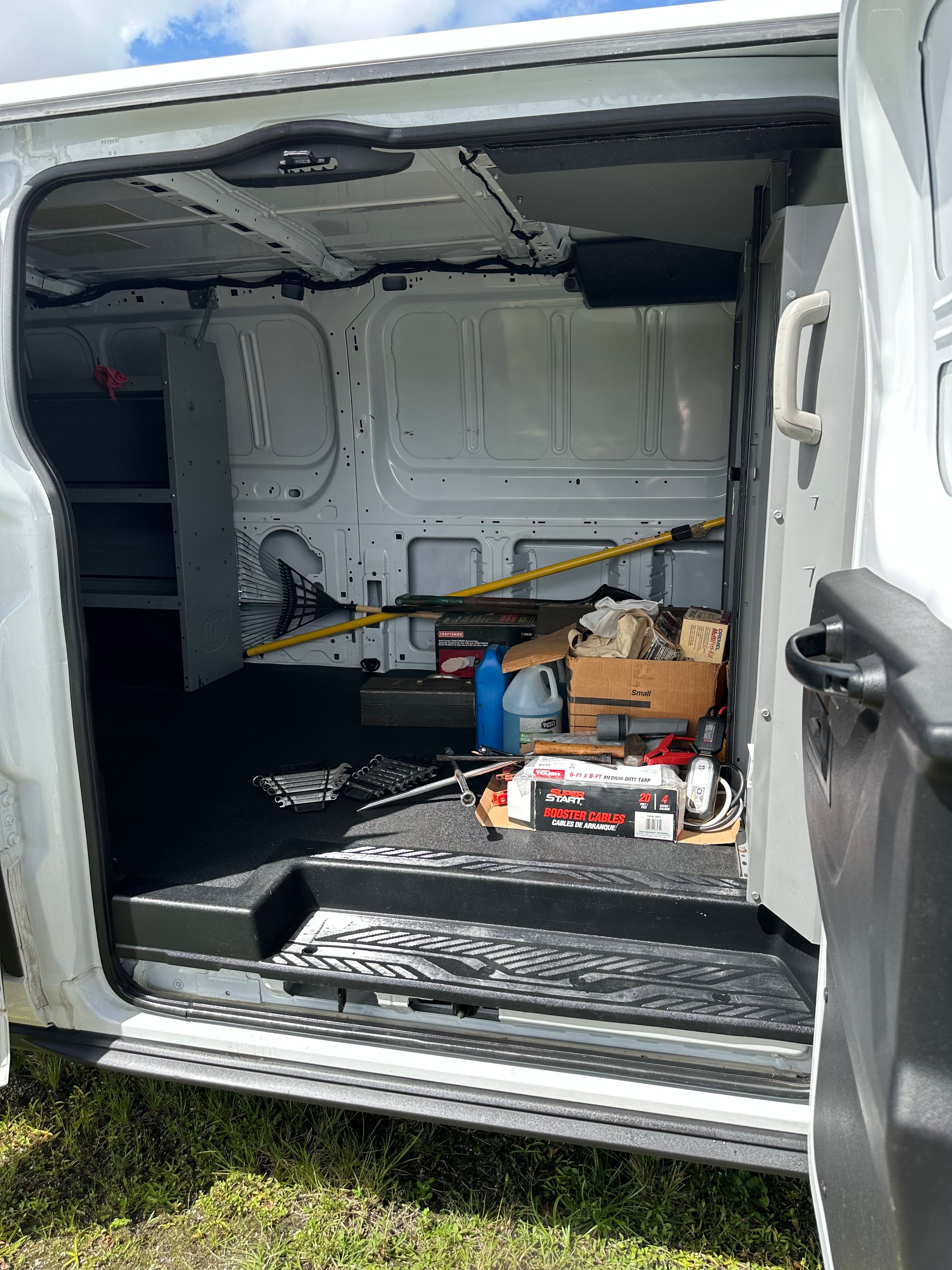 Used 2019 Ford Transit 250 148 Low Roof RWD image 5