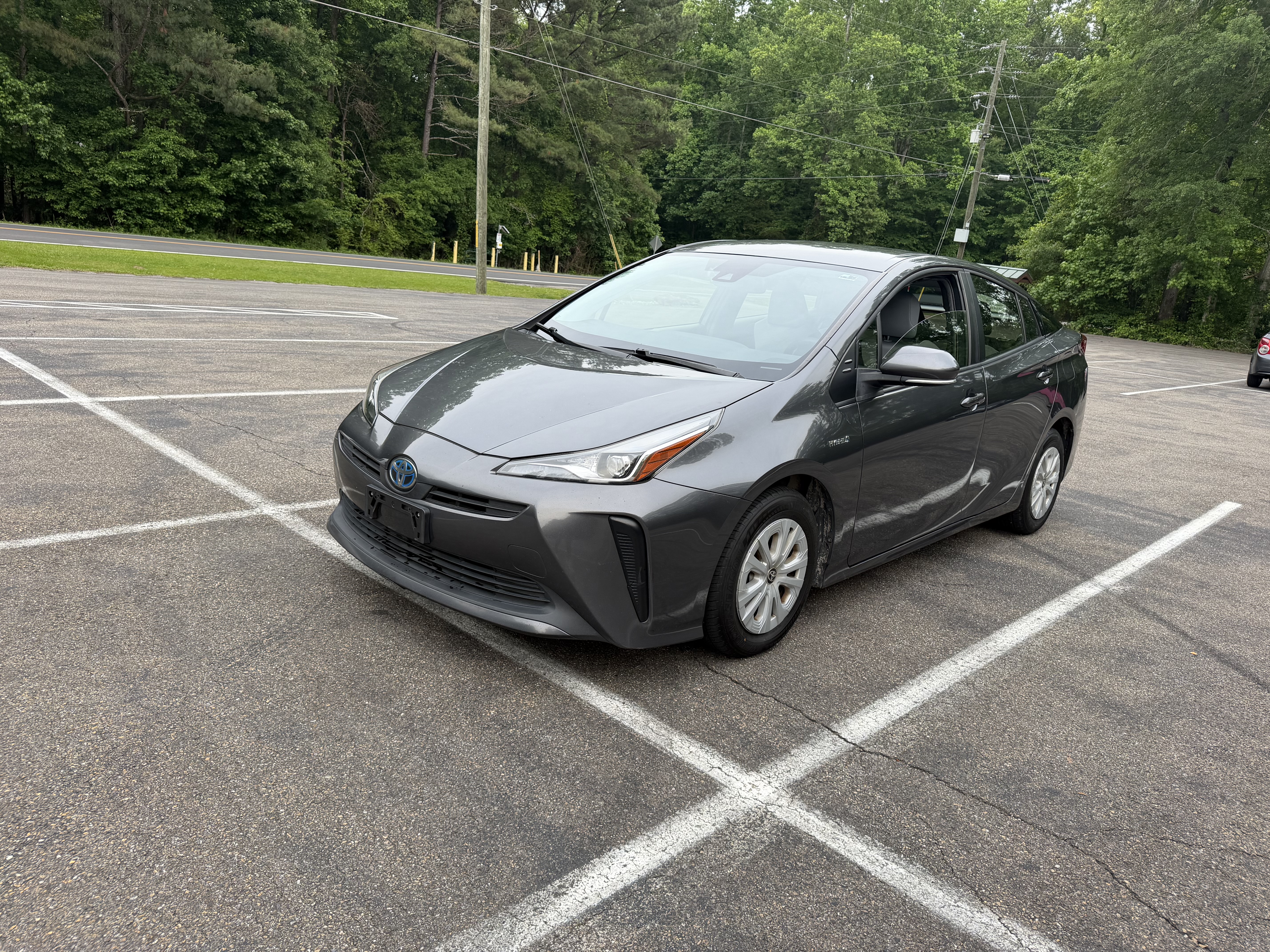 Used 2019 Toyota Prius L Eco FWD image 4