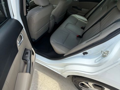 Used 2014 Honda Civic Hybrid Sedan image 11