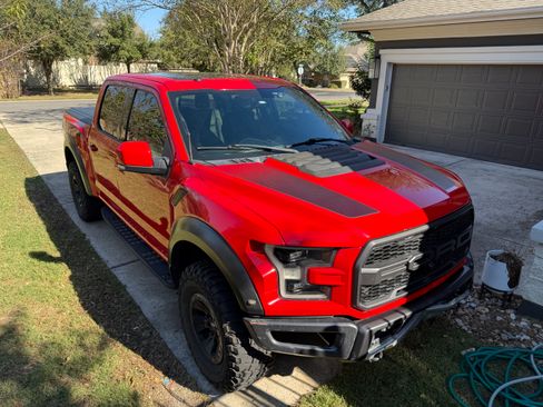 Used 2018 Ford F150 Raptor w/ Equipment Group 802A Luxury image 15