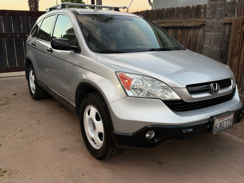 Used 2009 Honda CR-V LX image 17